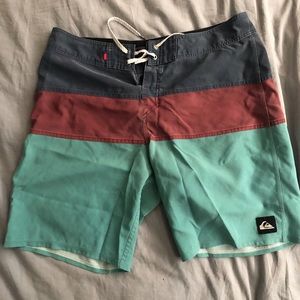 Quiksilver boardshorts
